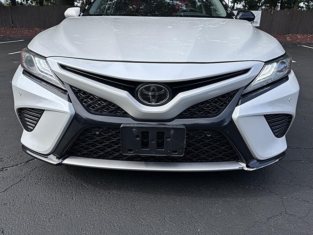 2018 Toyota Camry XSE - Photo 6