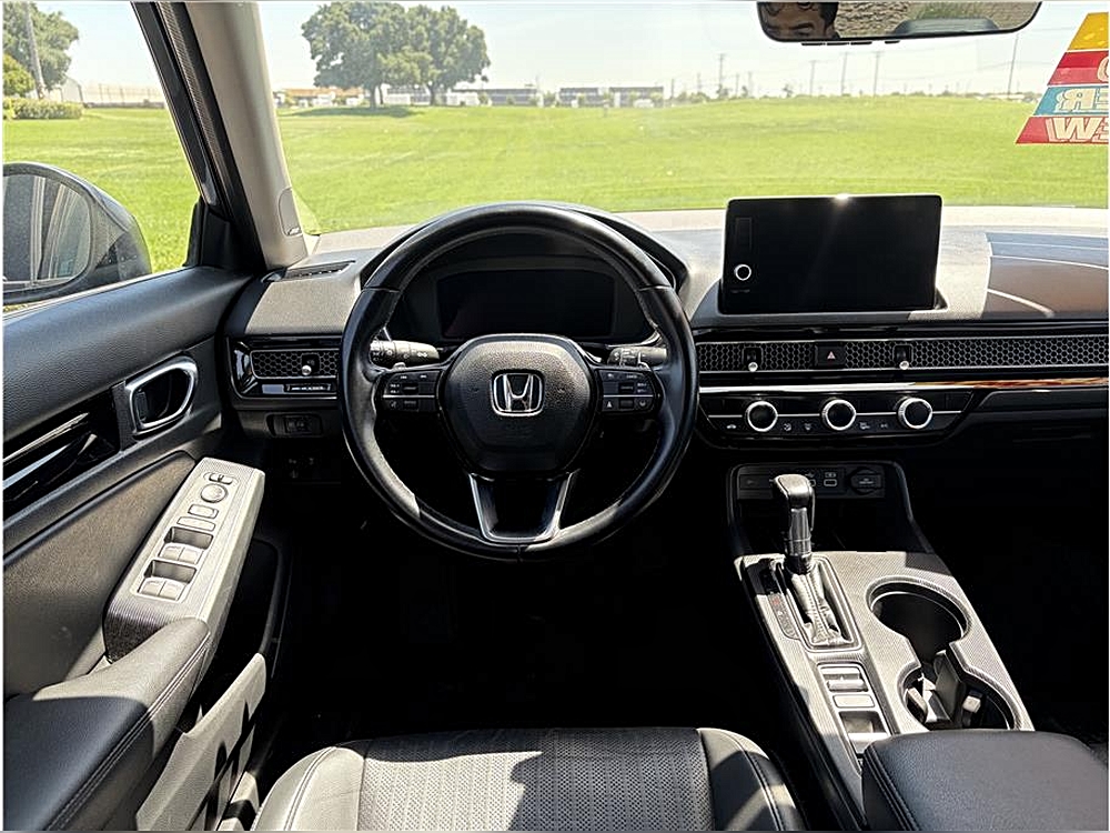 2022 Honda Civic Touring - Photo 8