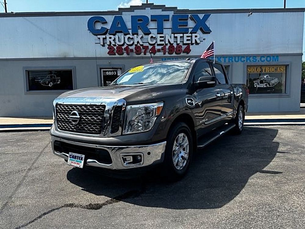 2017 Nissan Titan