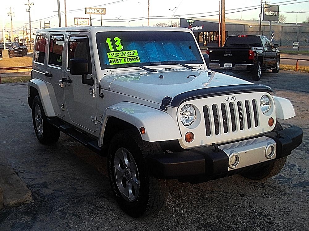 2013 Jeep Wrangler Unlimited Sahara - Photo 6