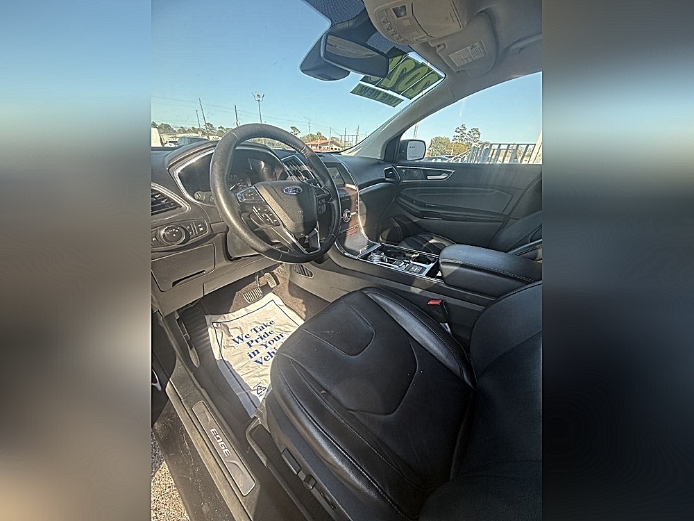 2020 Ford Edge Titanium - Photo 6