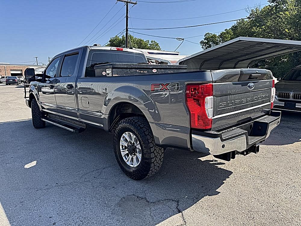 2022 Ford F-350 Super Duty XL - Photo 7