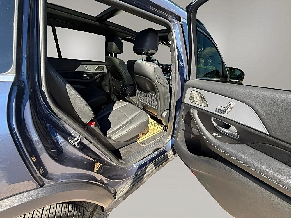 2025 Mercedes-Benz GLS Base - Photo 11