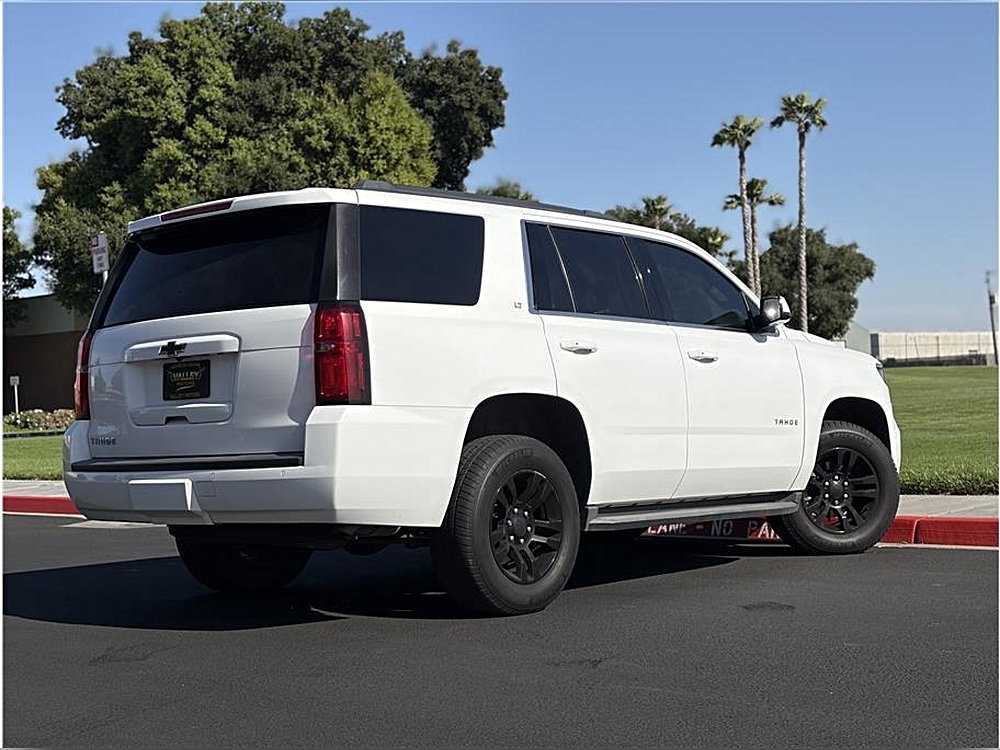 2017 Chevrolet Tahoe LT - Photo 6