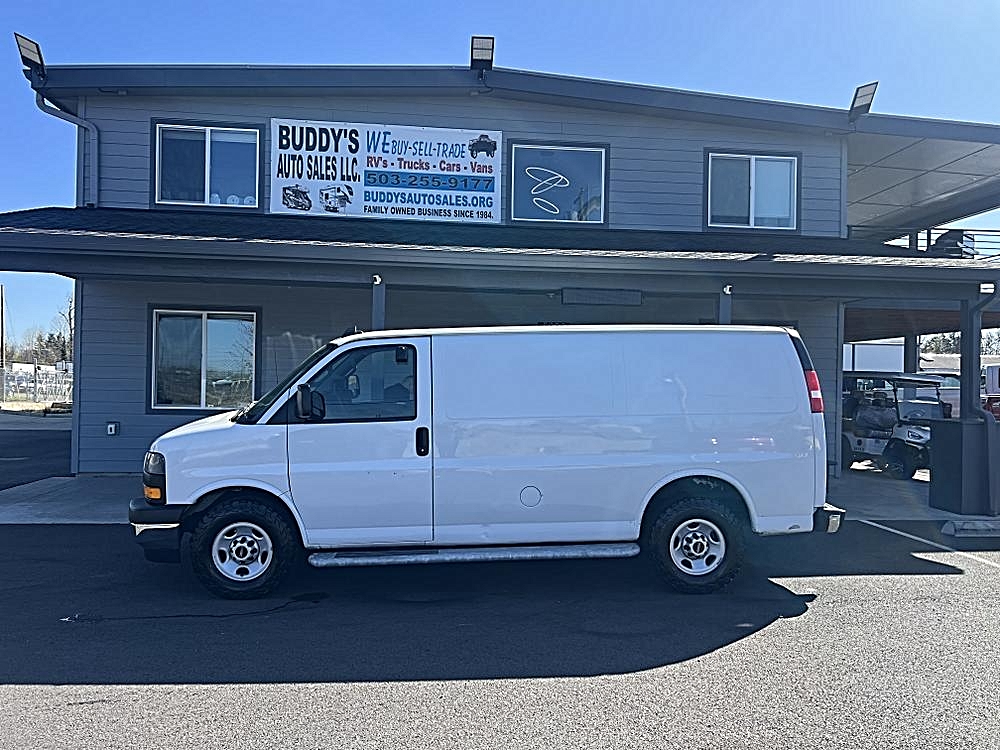 2019 GMC Savana Cargo