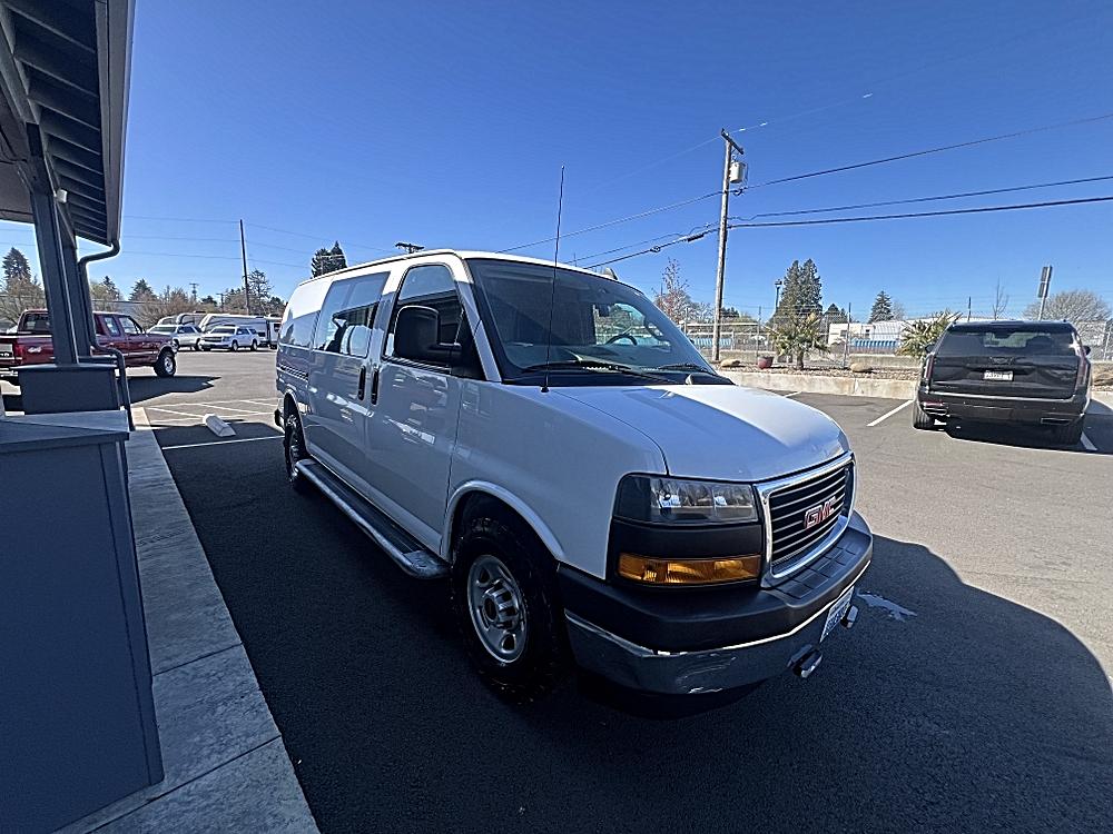 2019 GMC Savana Cargo Work Van - Photo 7
