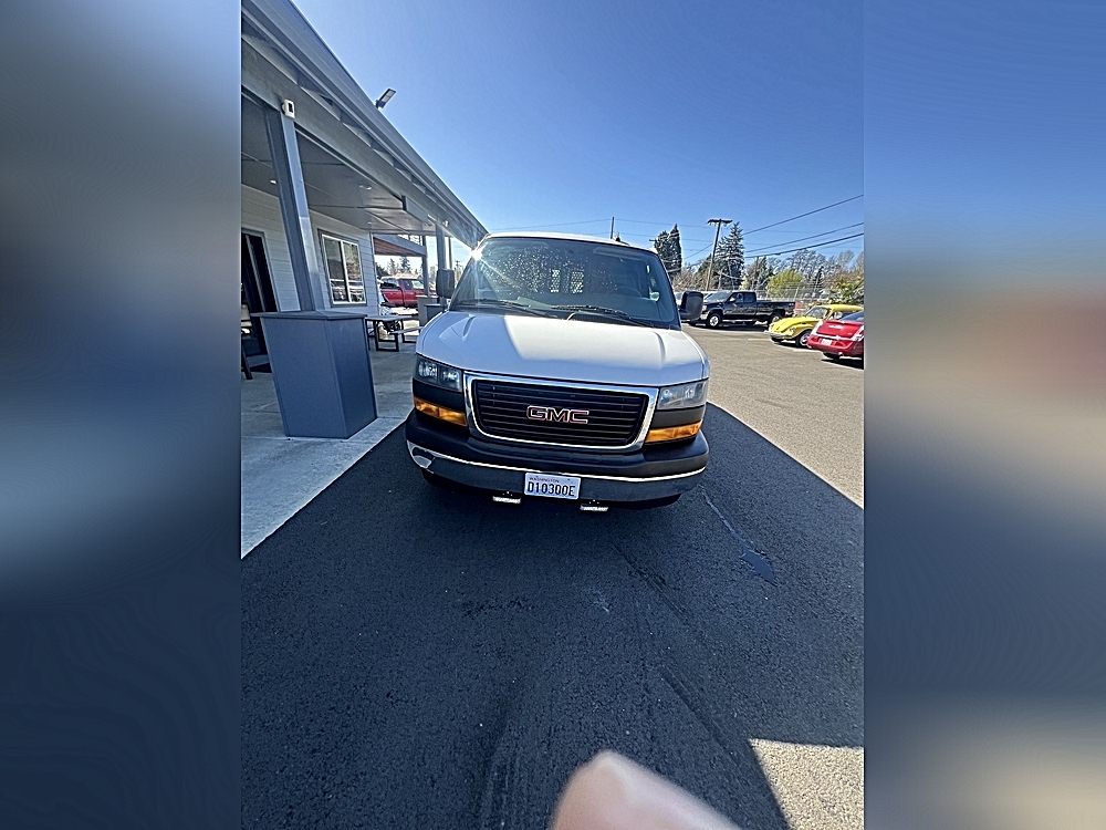 2019 GMC Savana Cargo Work Van - Photo 8