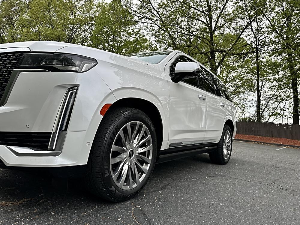 2022 Cadillac Escalade Premium Luxury - Photo 9