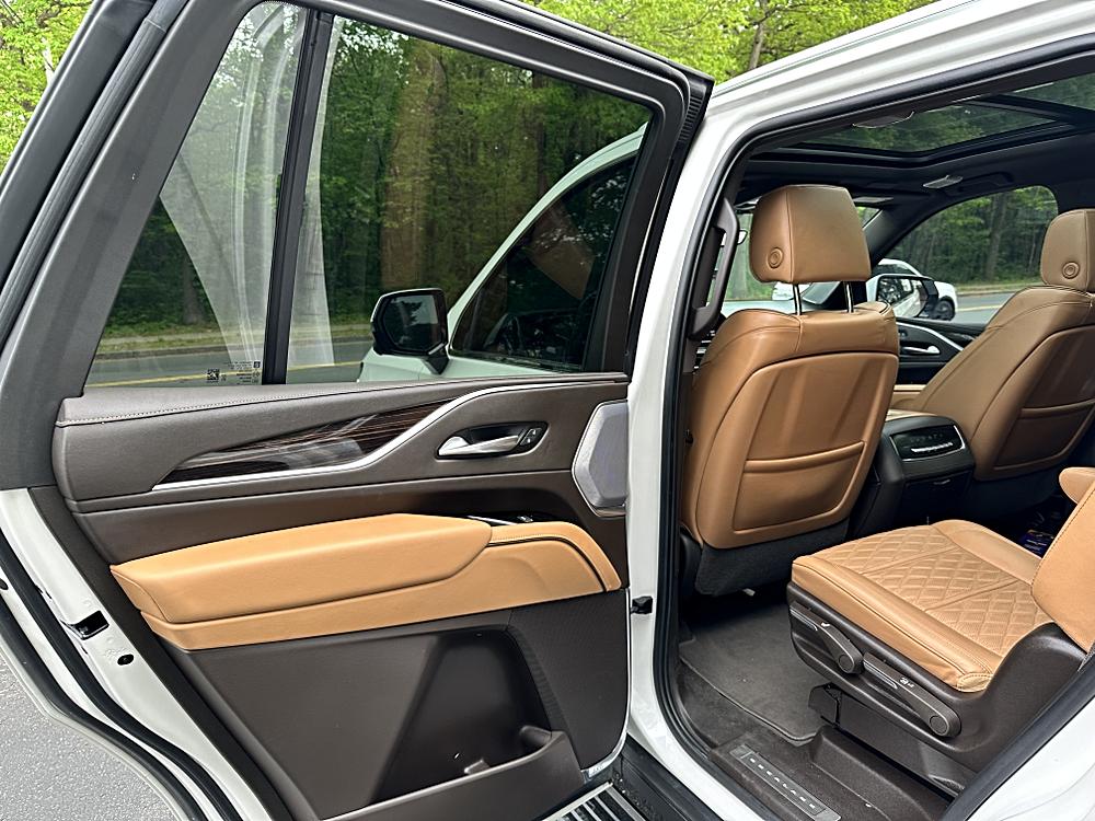 2022 Cadillac Escalade Premium Luxury - Photo 19