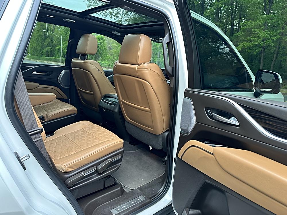 2022 Cadillac Escalade Premium Luxury - Photo 26