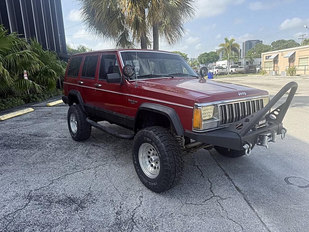 1991 Jeep Cherokee Laredo