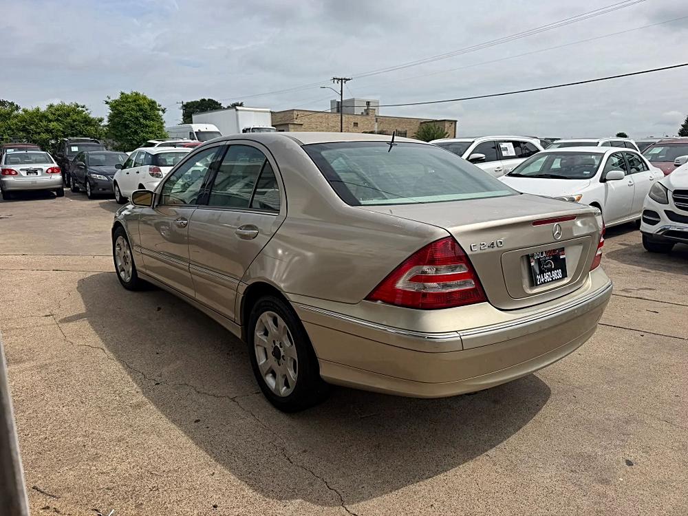 2005 Mercedes-Benz C-Class C240