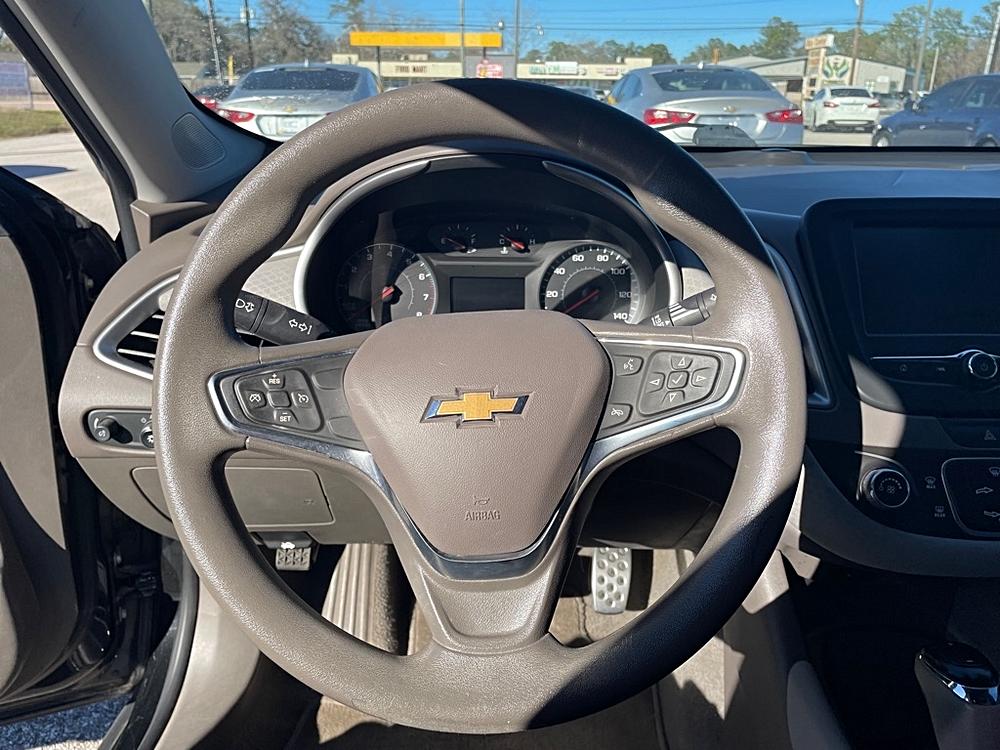 2017 Chevrolet Malibu 1LS - Photo 6