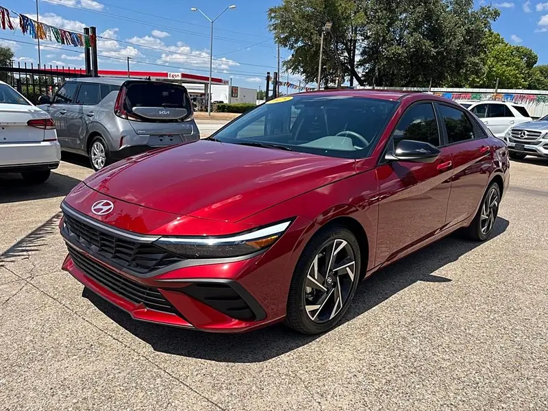 2025 Hyundai Elantra