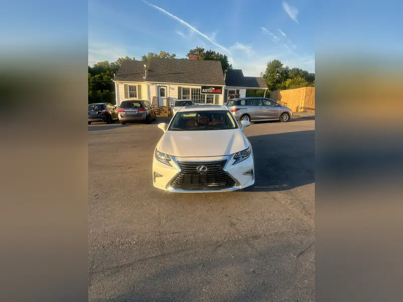 2017 Lexus ES