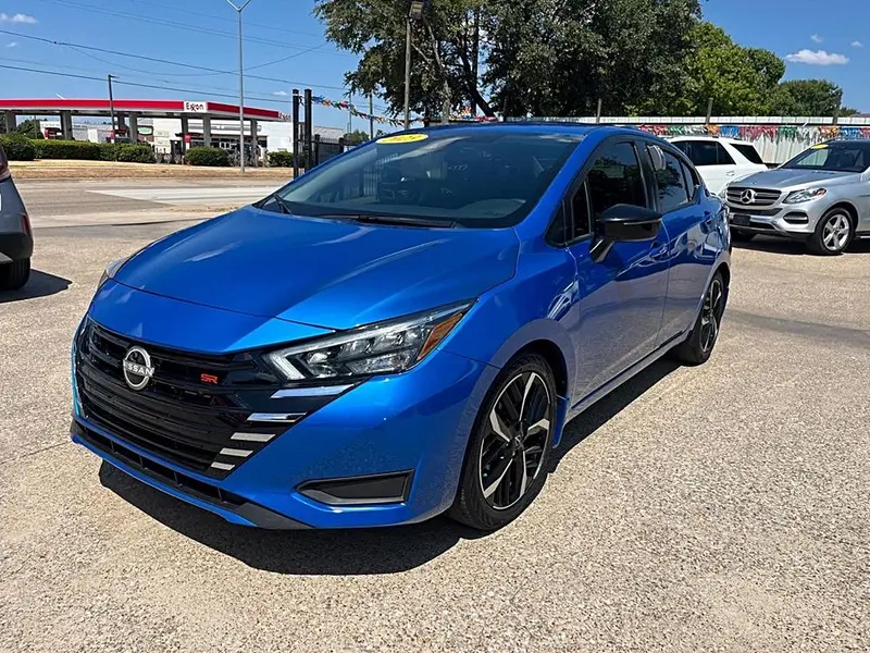2023 Nissan Versa Sedan