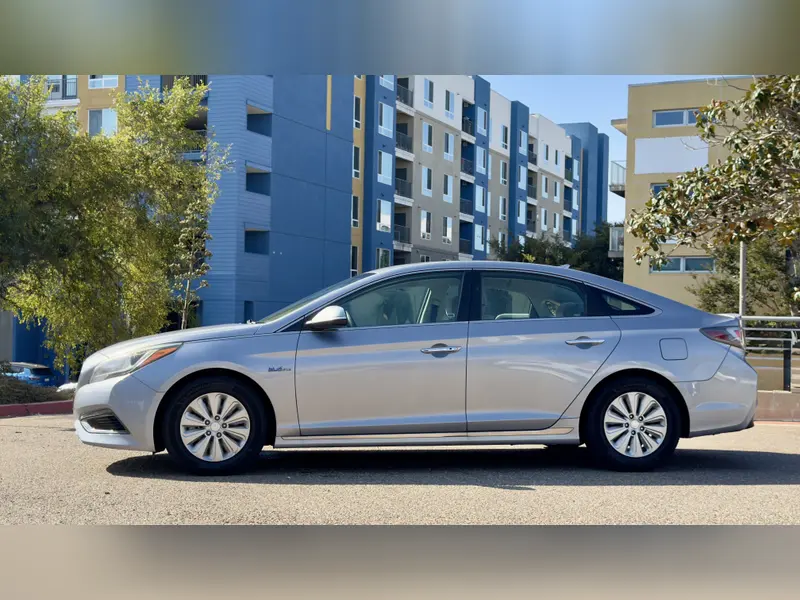 2016 Hyundai Sonata Hybrid
