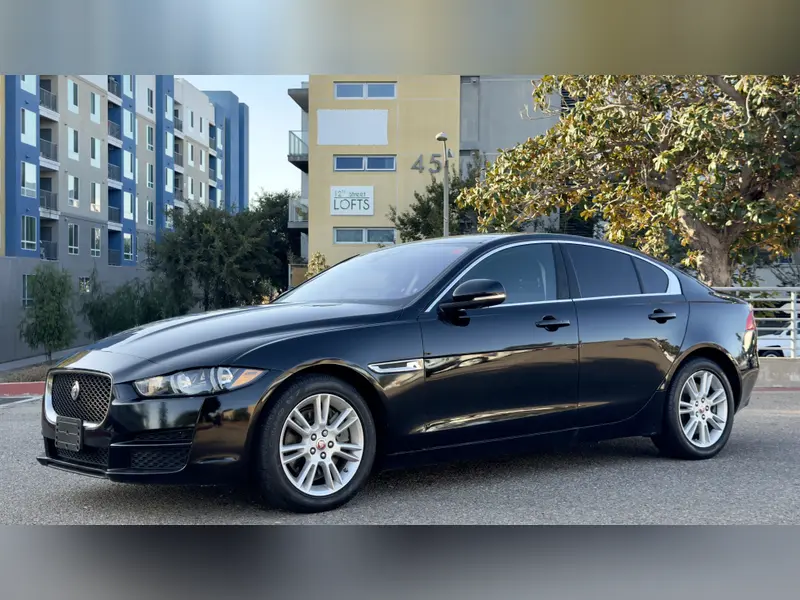 2019 Jaguar XE
