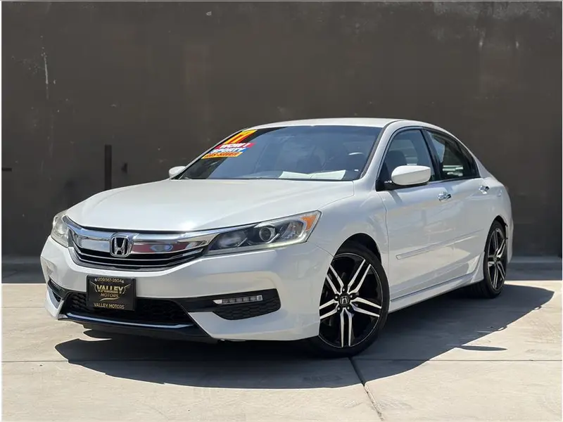 2022 Honda Civic Touring - Photo 10